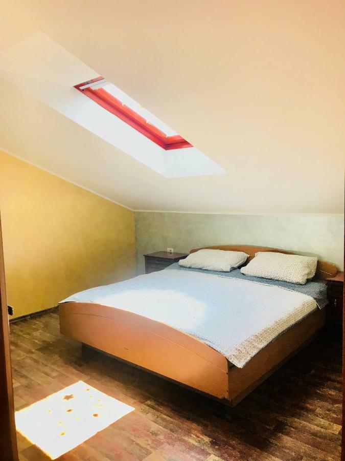 Apartments Vidovic Cezarji Εξωτερικό φωτογραφία