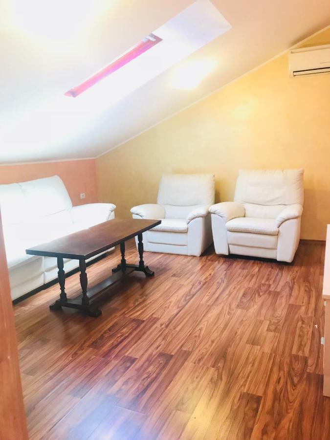 Apartments Vidovic Cezarji Εξωτερικό φωτογραφία