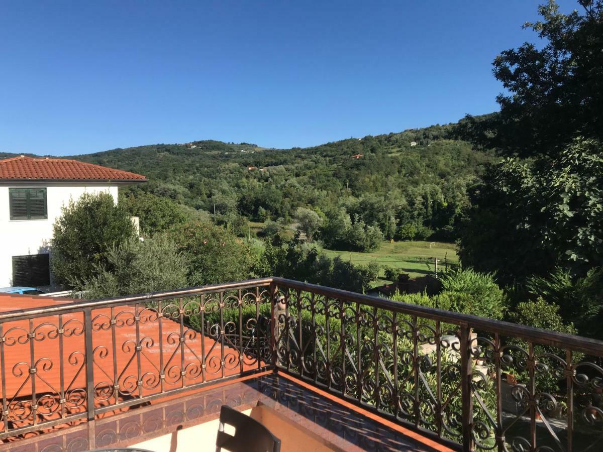 Apartments Vidovic Cezarji Εξωτερικό φωτογραφία