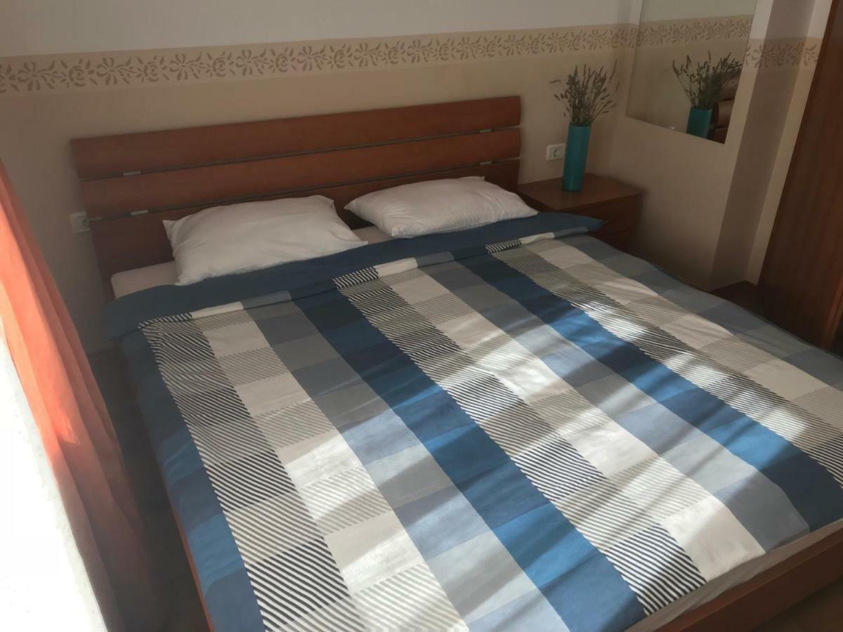 Apartments Vidovic Cezarji Εξωτερικό φωτογραφία