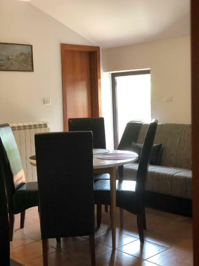 Apartments Vidovic Cezarji Εξωτερικό φωτογραφία
